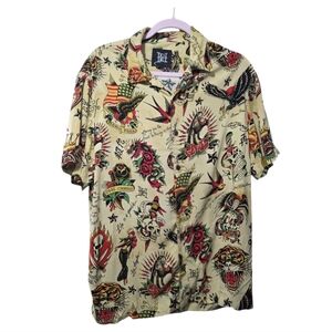 Don Ed Hardy Designs Short Sleeve Button Up Mens large Multicolor All Over Print